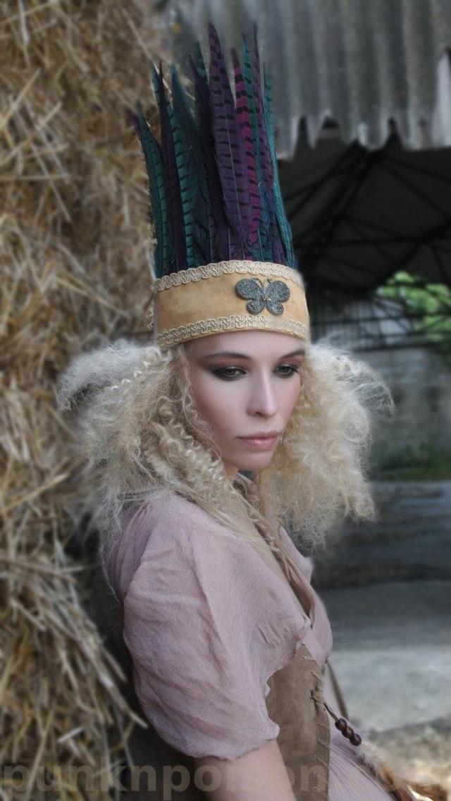 Model:Leo on location