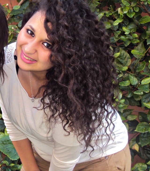 Curly hair 