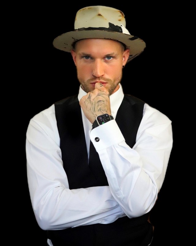 Re sized e7f756d436f172c30084 justin michael