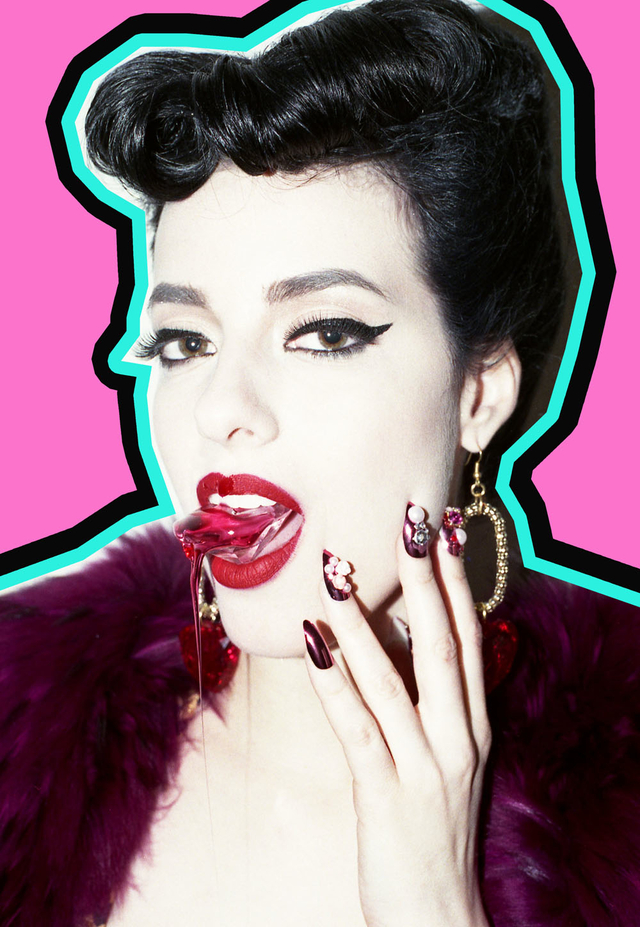 Lola Blanc for Fizzy Magazine