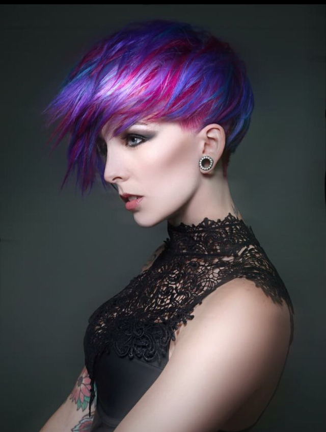 Hair: Nicole Pede
Makeup: Jessica Benner 
Photography: Paula Tizzard 