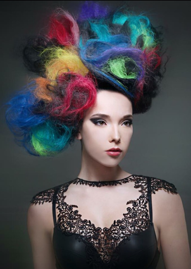 Hair: Nicole Pede
Makeup: Jessica Benner 
Photography: Paula Tizzard 