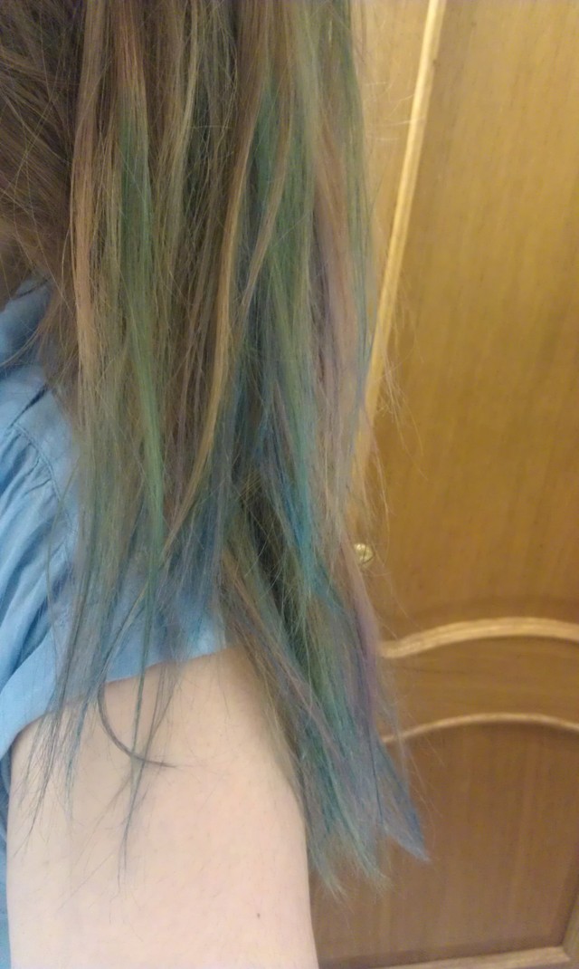Green, blue, turquoise, violet brown ombre
