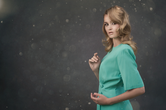 Stoic Beauty 
model | Katya Estes
Styling | Raina Trimble
Make up | Ashley Flora
Hair | Matthew Tyldesley
Photography | Joey Goldsmith