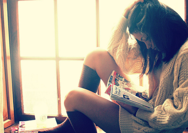 girlreadingmag
