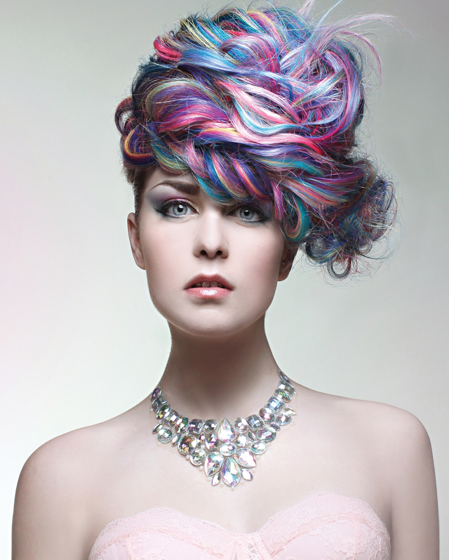 Hair: Nicole Pede
Makeup: Jessica Benner 
Photography: Paula Tizzard 