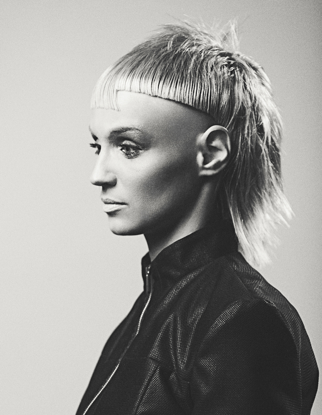 CUT| Matjazž Cej @Matjaz Salon   PHOTOGRAPHY| studiocapsula  MAKE UP| Karin Bizjak    CLOTHING| Tanja Zorn Grzelj