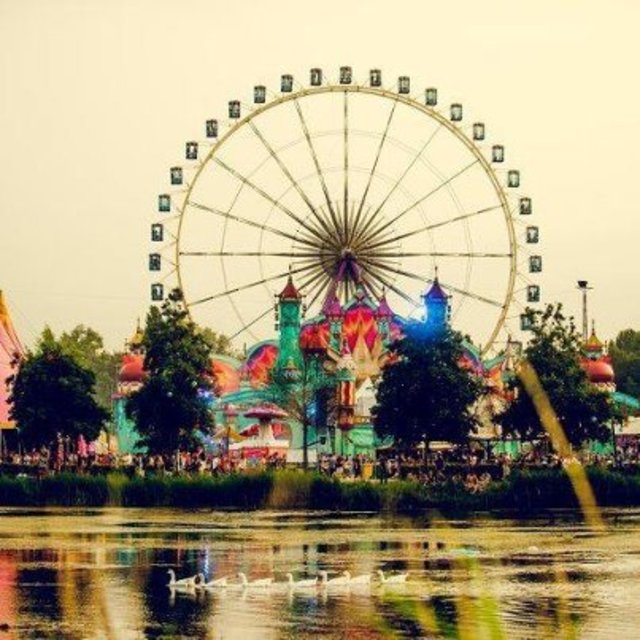 Ferris Wheel