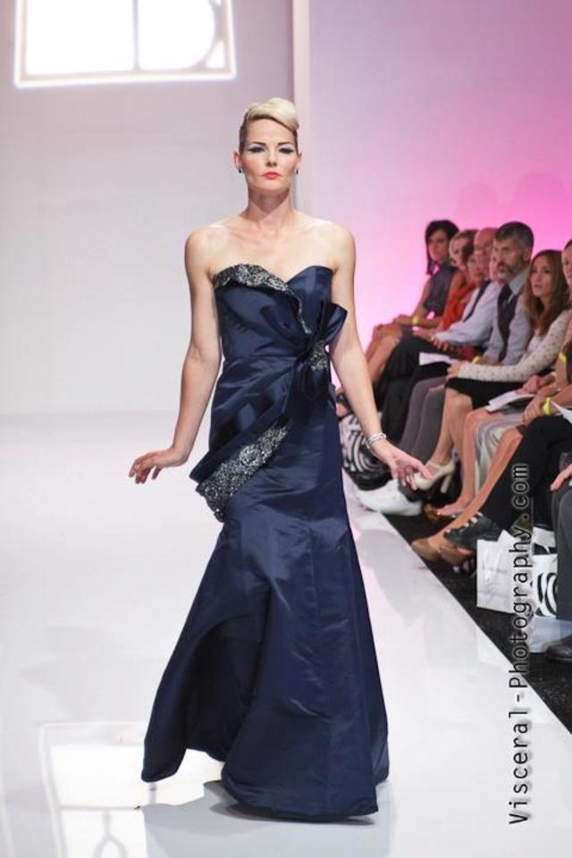 RUNWAY