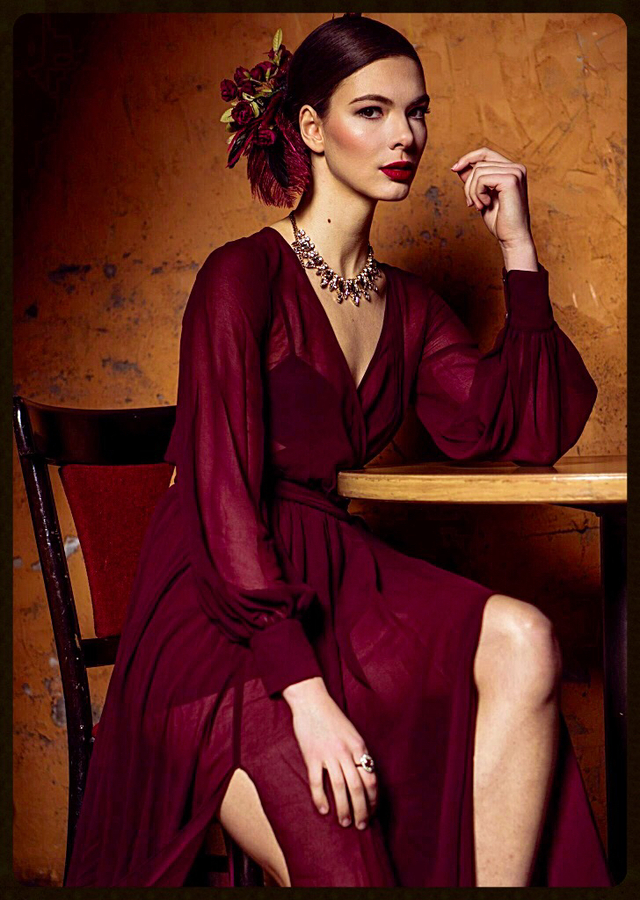 Hair: Anne Chesbro
Makeup: Nikki Mitrakos
Photographer/wardrobe Stylist: Julia Rabkin