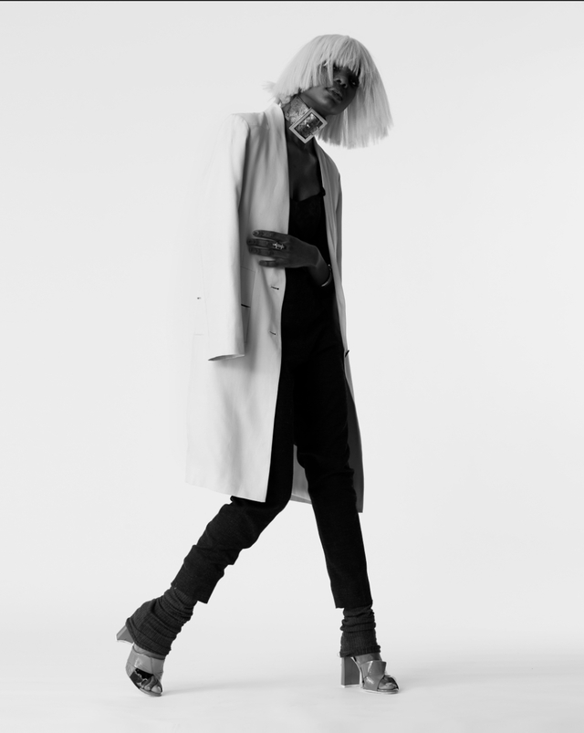 Jennifer O'Connor on set with Tearsheet 