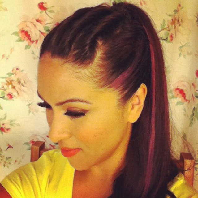 Side twists Ilovegerardo 