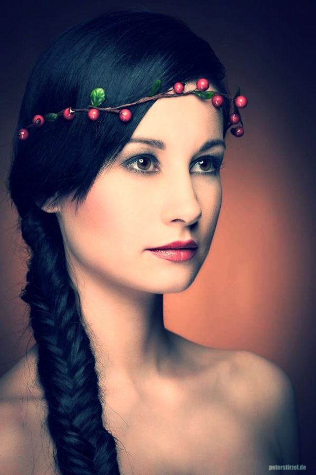 fishtail braid with hair wreath