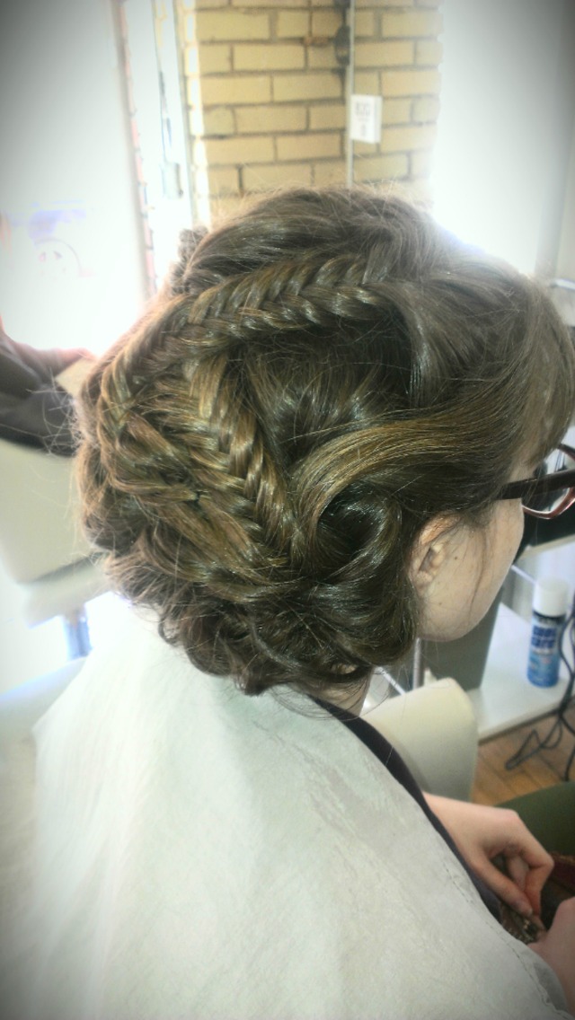 fishtail up-do