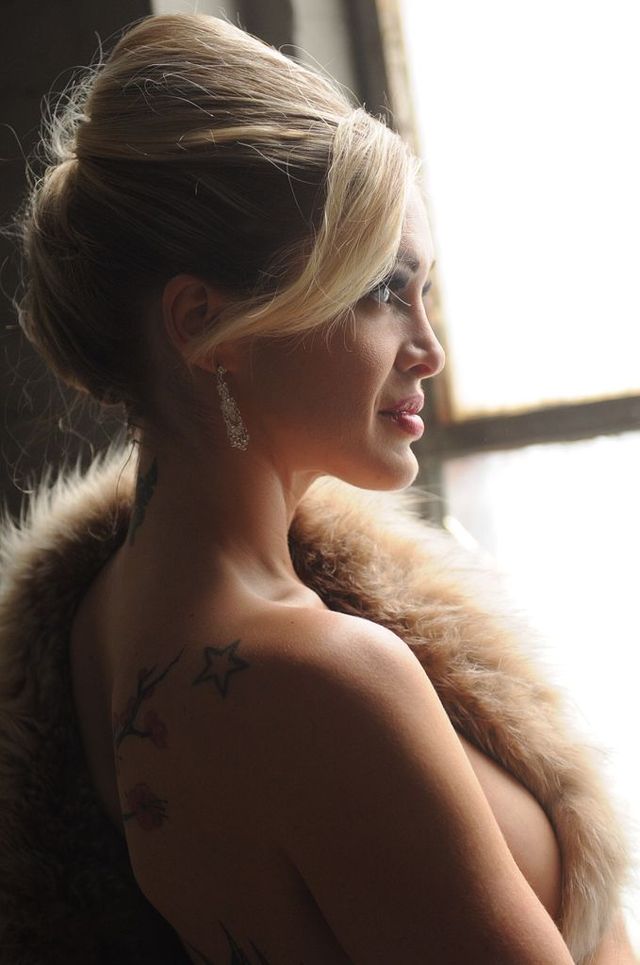 glam hair on model Christine