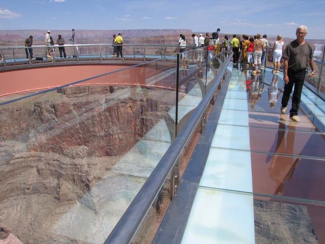 grand-canyon-skywalk