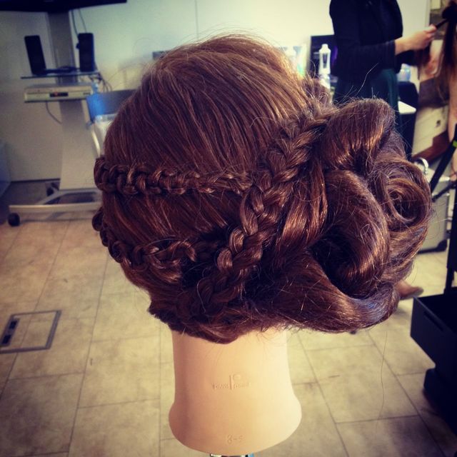 hair up 