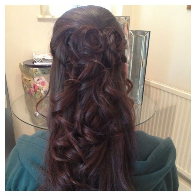hair up 