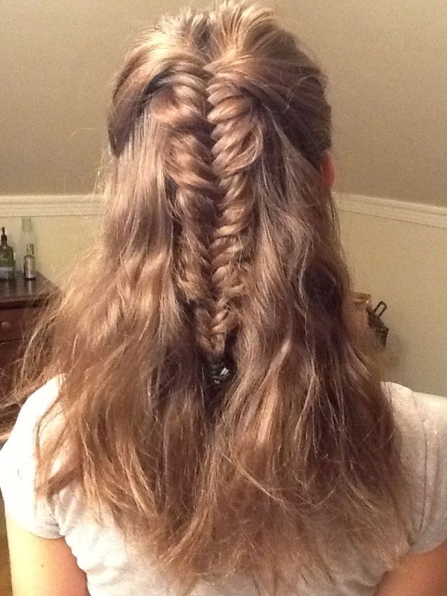 half fishtailed