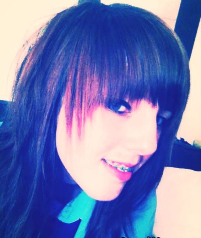 happy with my new hair, finally got the bangs I wanted:D 