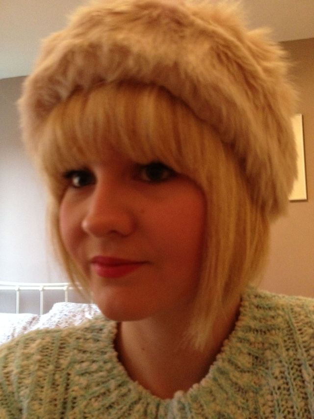hat hair