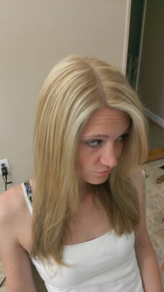 highlights color and haircut