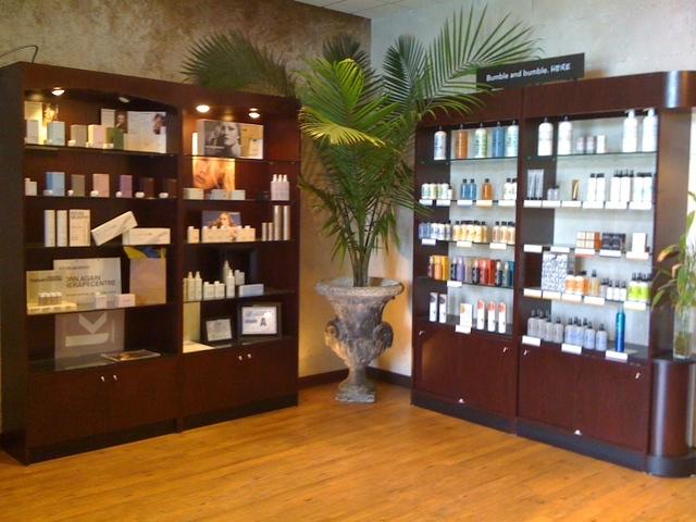 Curtis Van Davis Salon 