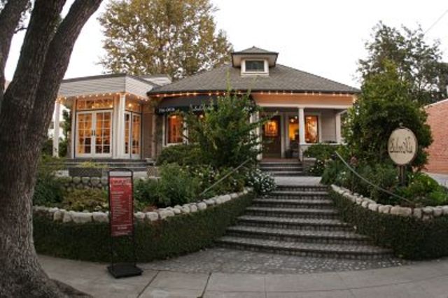 Salon Xia