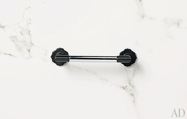 jason-wu-brizo-bath-collection-04-drawer-pull