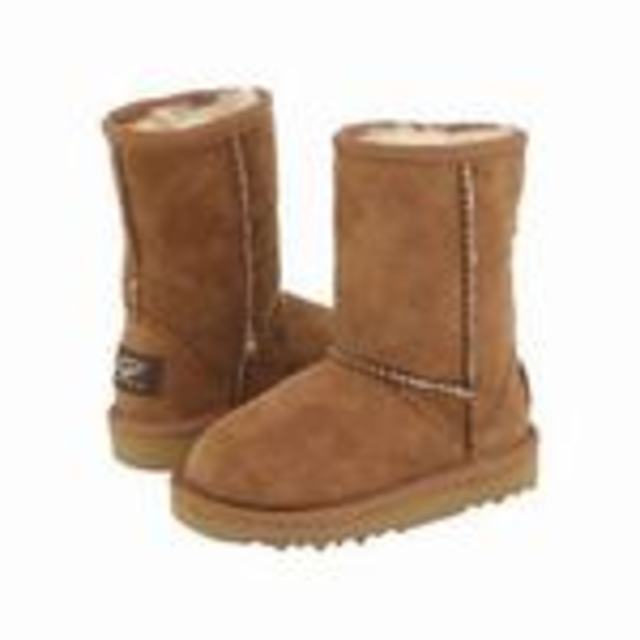 kids-classic-uggs