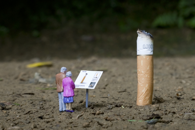 little_people_street_art_1