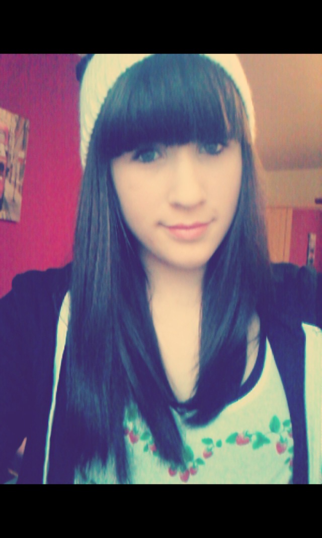 long brown hair - bang