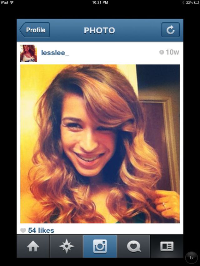 loose wavy curls