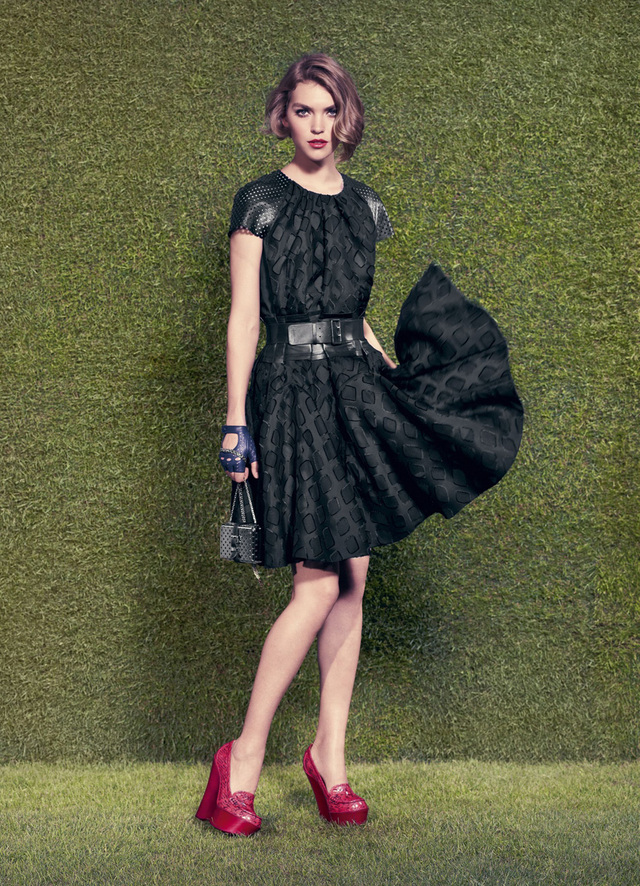 louis-vuitton-resort-2012-runway-027