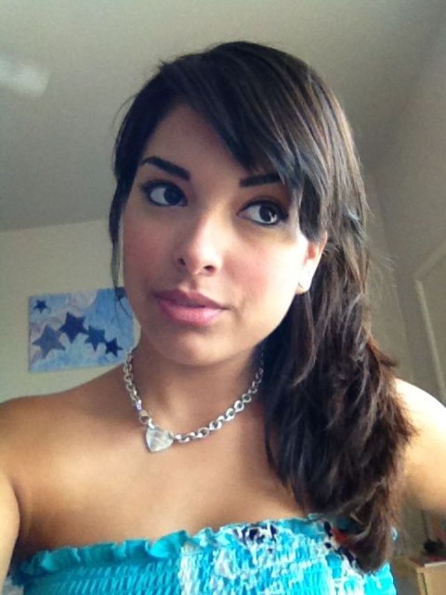 low side ponytail with bangs