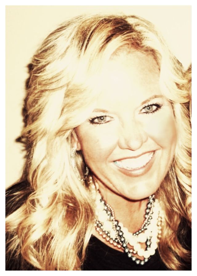 marcel curls blonde long