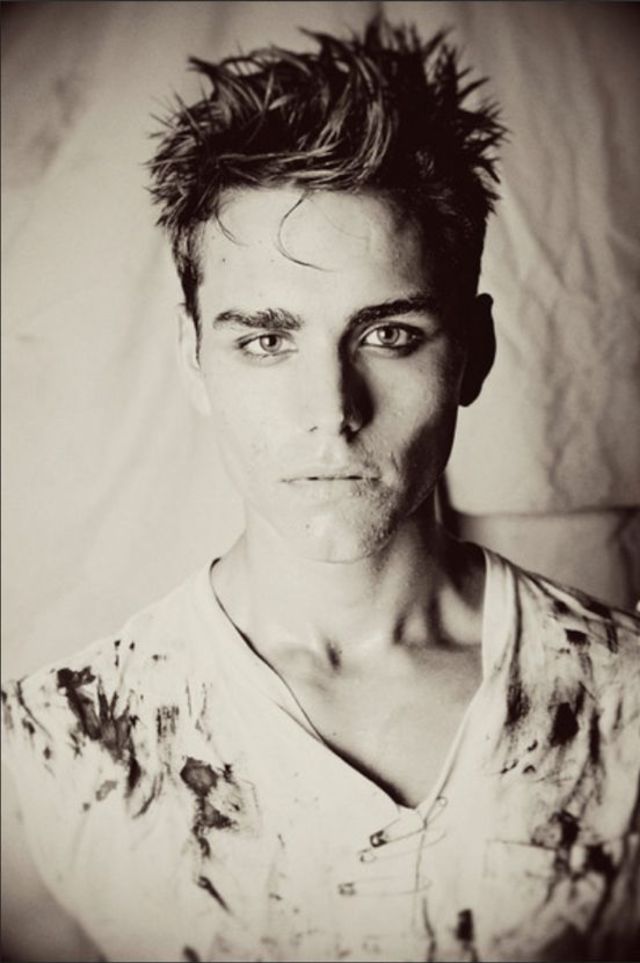 men's messy style, photo by Sarvey Tahmasebi-Rector, Ford model Leonardo Lawrence 