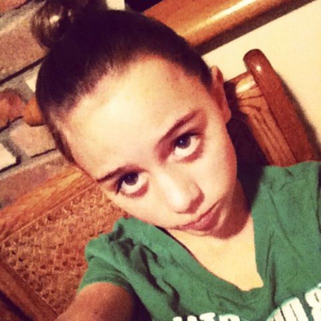 messy bun style