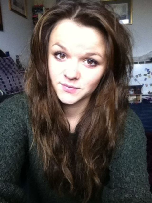 messy hair