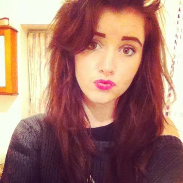 messy hair