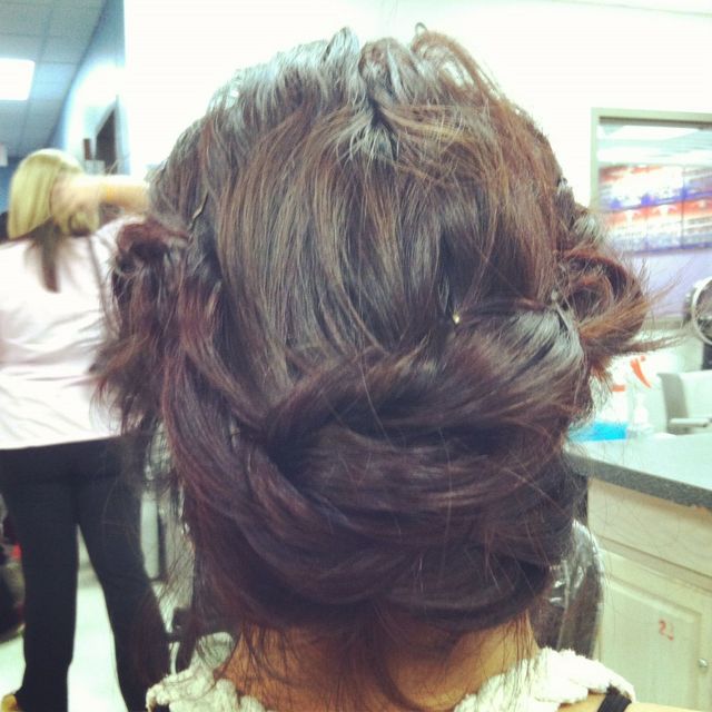 messy updo 