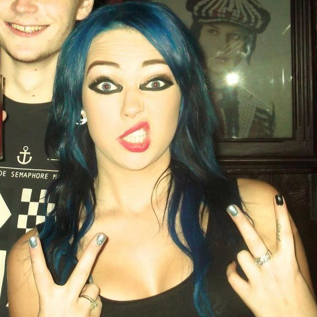 middle parting