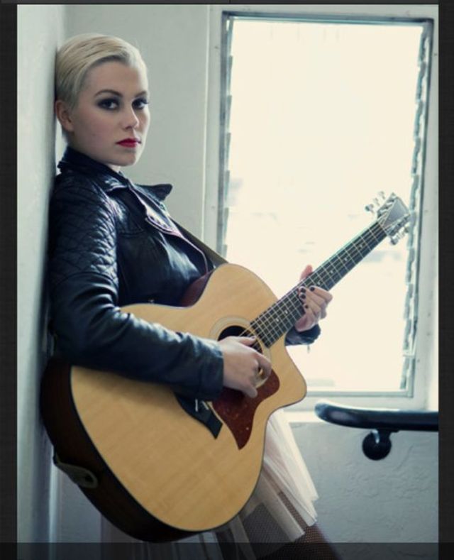 musical artist Phoebe Bridgers. hair and makeup by me. 