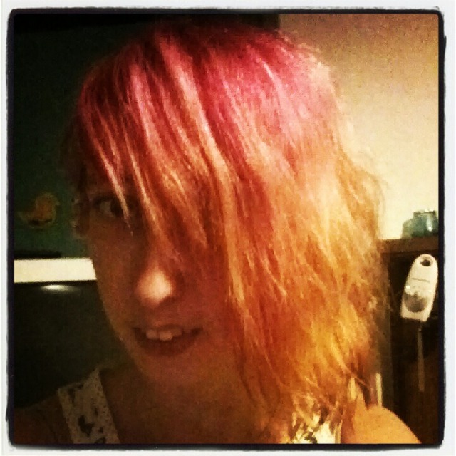 new hair cut =)