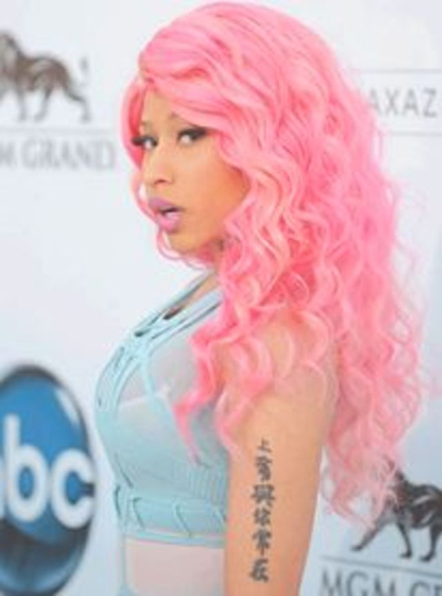 nicki.