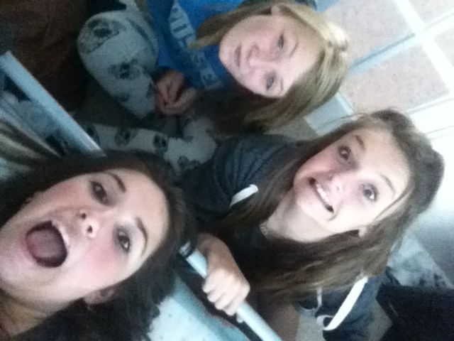 night with the girls<3