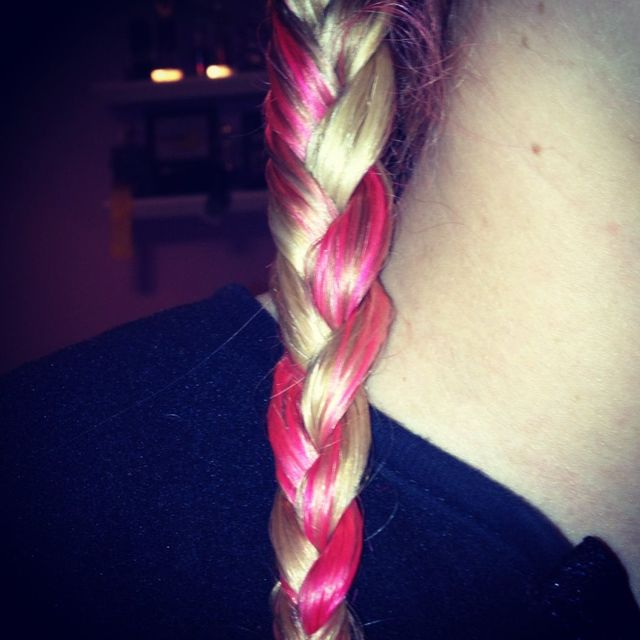 pink hair braid