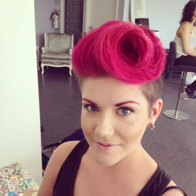 pink pomp