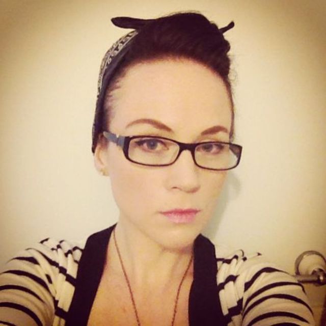 pinup bandana look