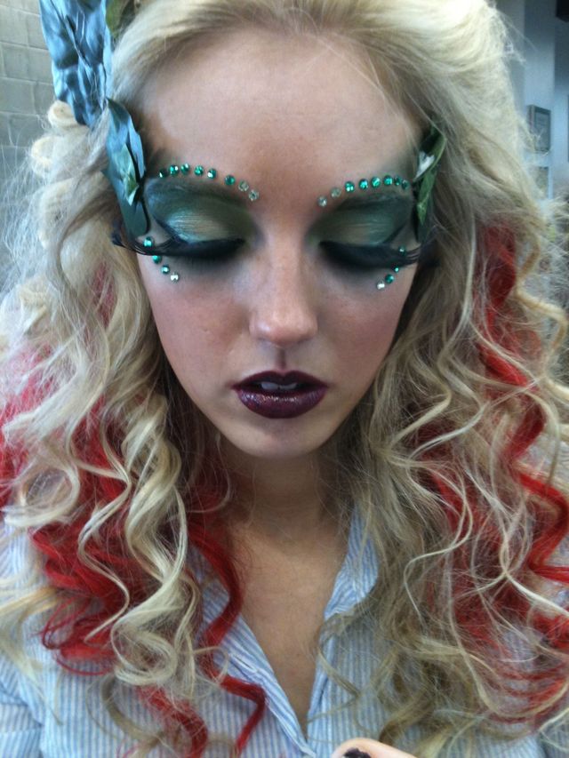 poison ivy makeup
